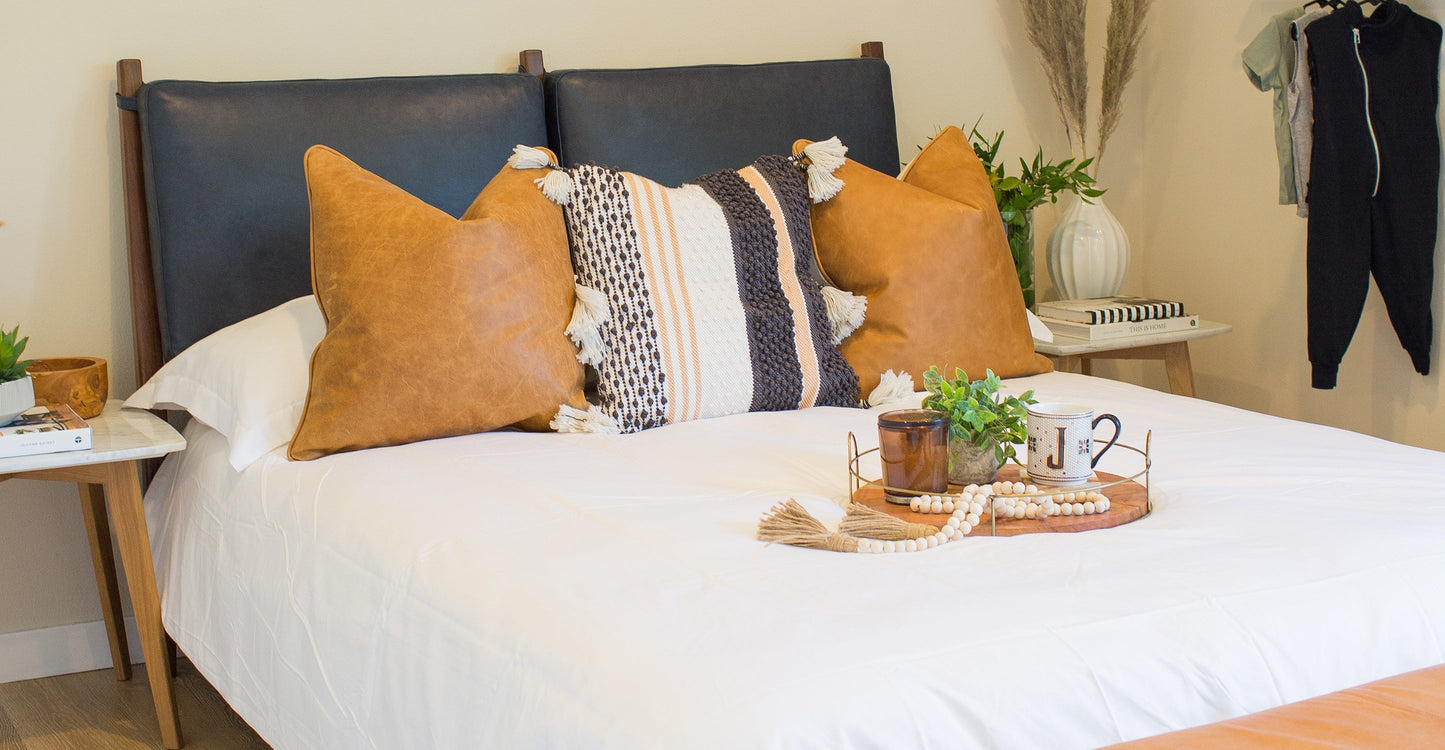 Letto Truro con cuscini in pelle