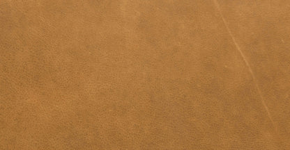 Pouf in pelle Jarmo con tavolo in noce