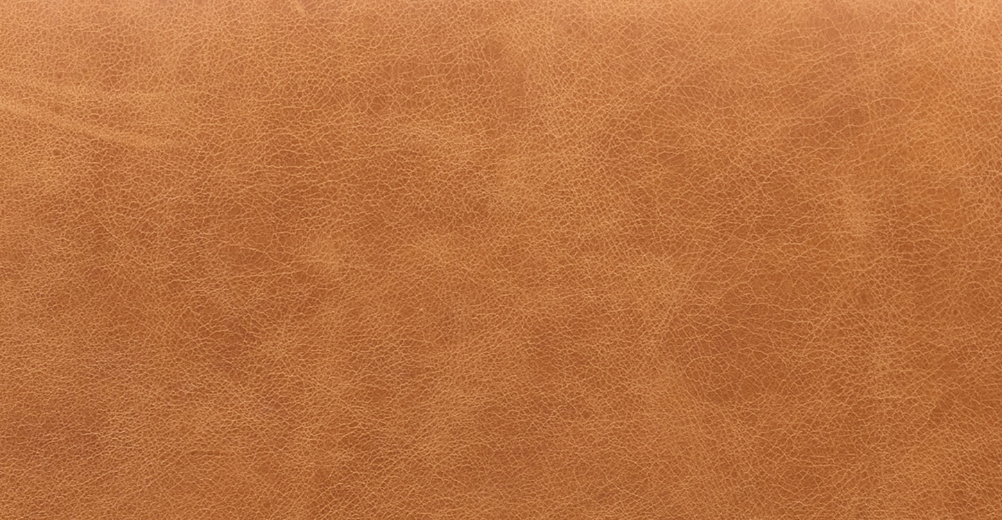 Pouf in pelle Jarmo con tavolo in noce