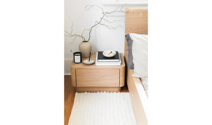 Comodino piccolo arrotondato